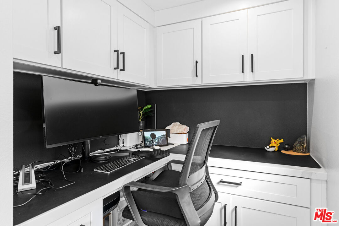 4360 Glencoe Ave Unit: 2