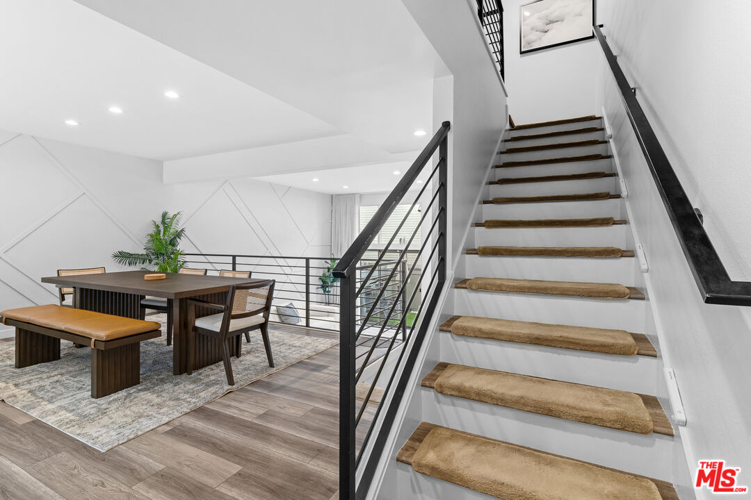 4360 Glencoe Ave Unit: 2