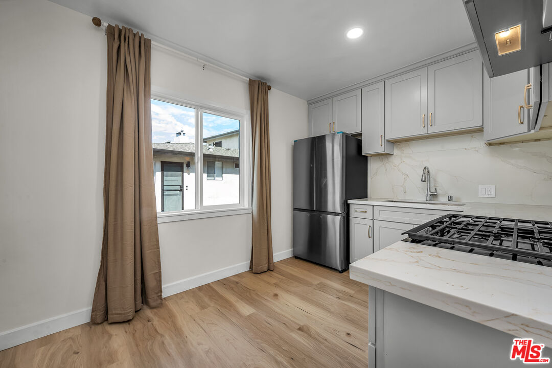 2027 Euclid St Unit: C