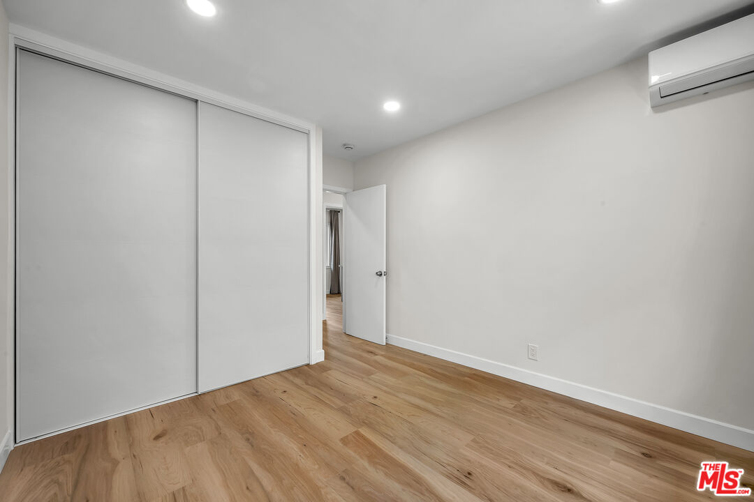 2027 Euclid St Unit: C