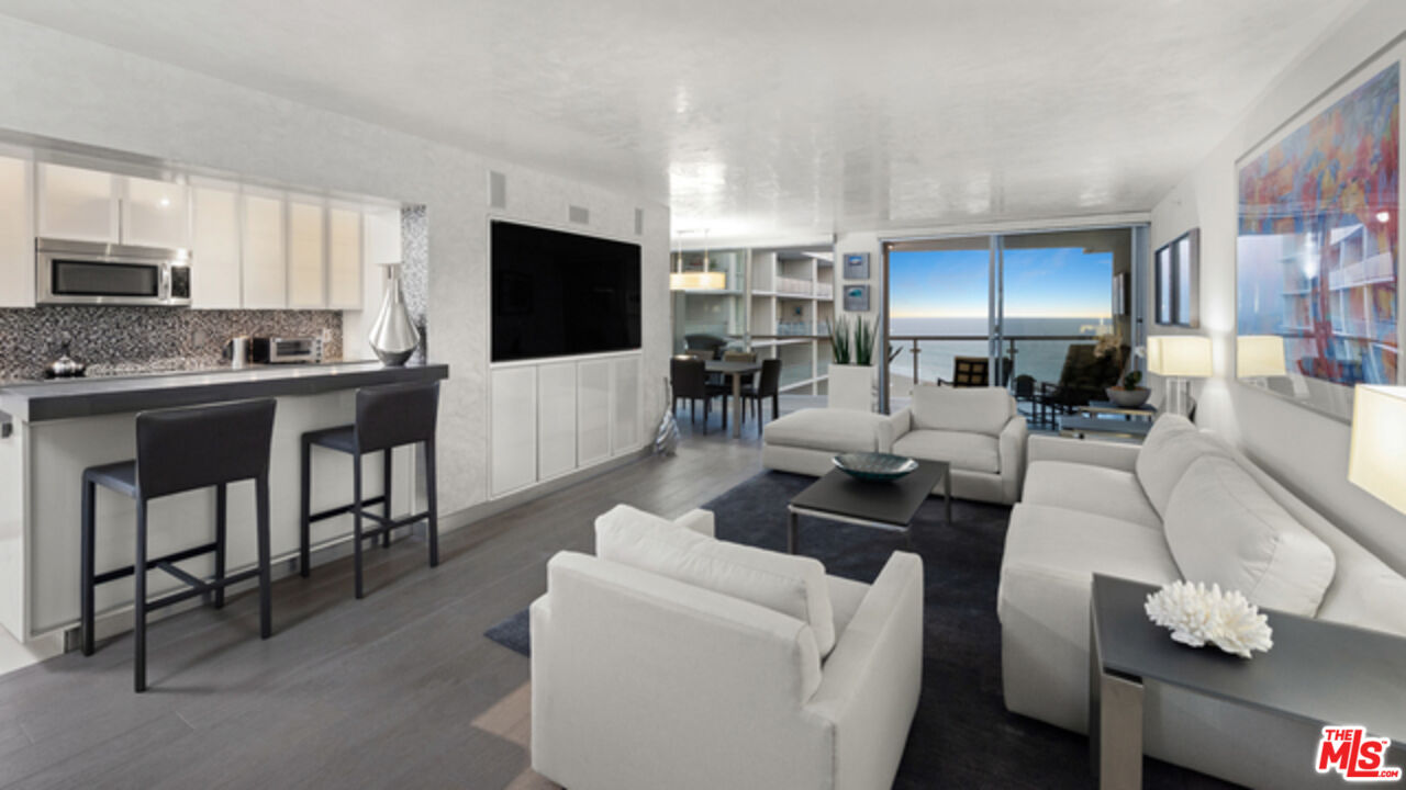 201 Ocean Ave Unit: 1604P