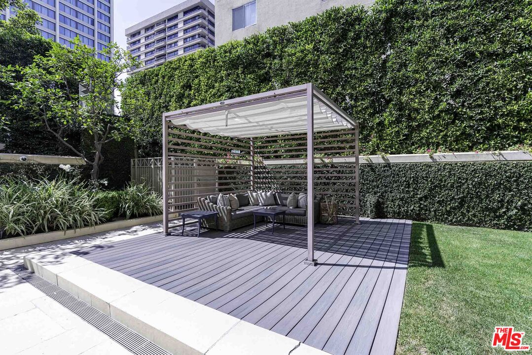 10727 Wilshire Blvd Unit: 806