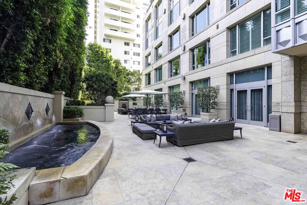 10727 Wilshire Blvd Unit: 806