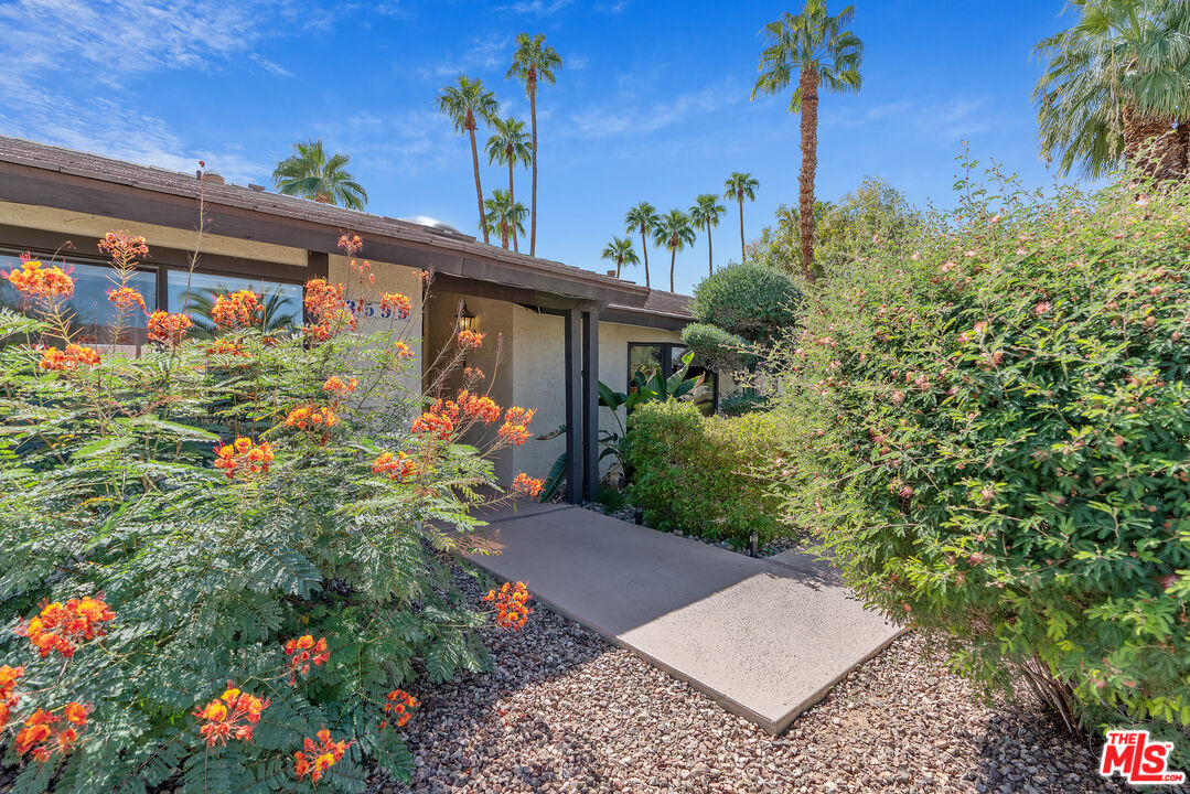 3599 E EL GAUCHO CIR