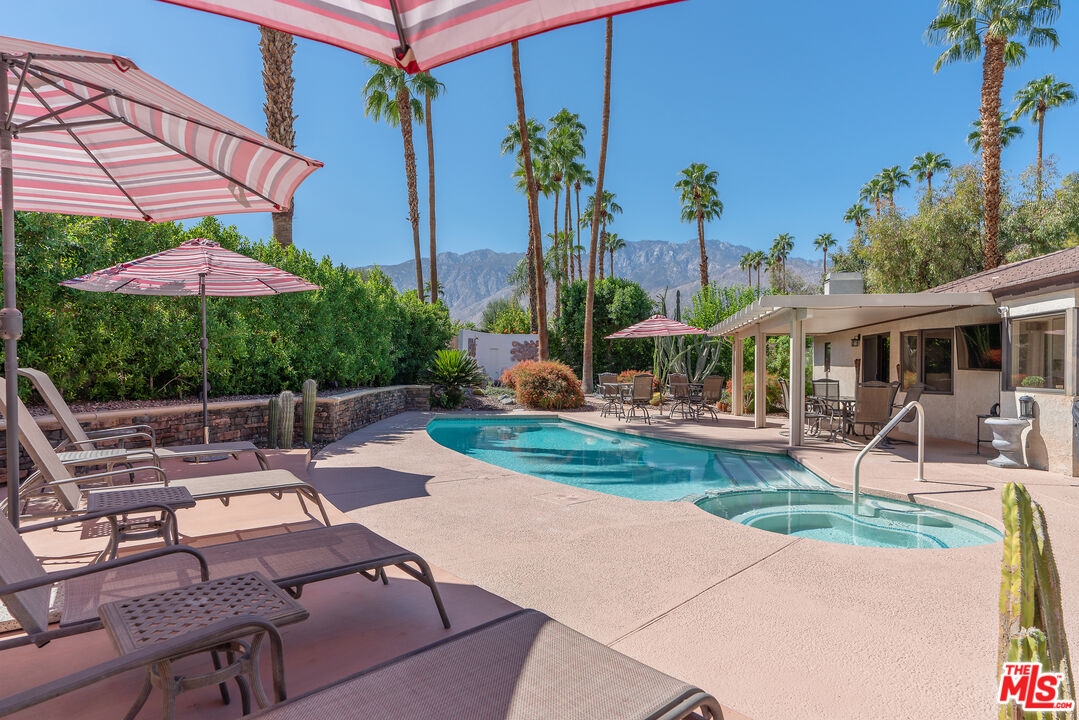 3599 E EL GAUCHO CIR