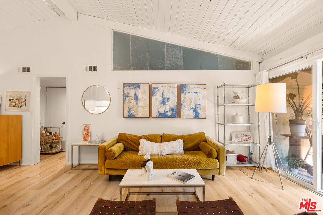 6425 Green Valley Cir Unit: 302