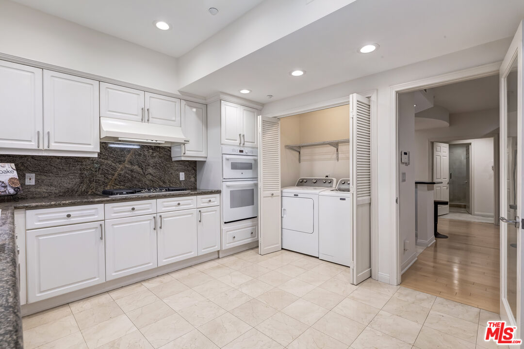 121 N Almont Dr Unit: 103