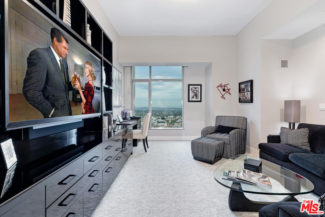 10776 Wilshire Blvd Unit: 1802