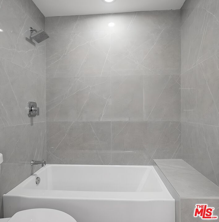 1805 Nichols Canyon Rd