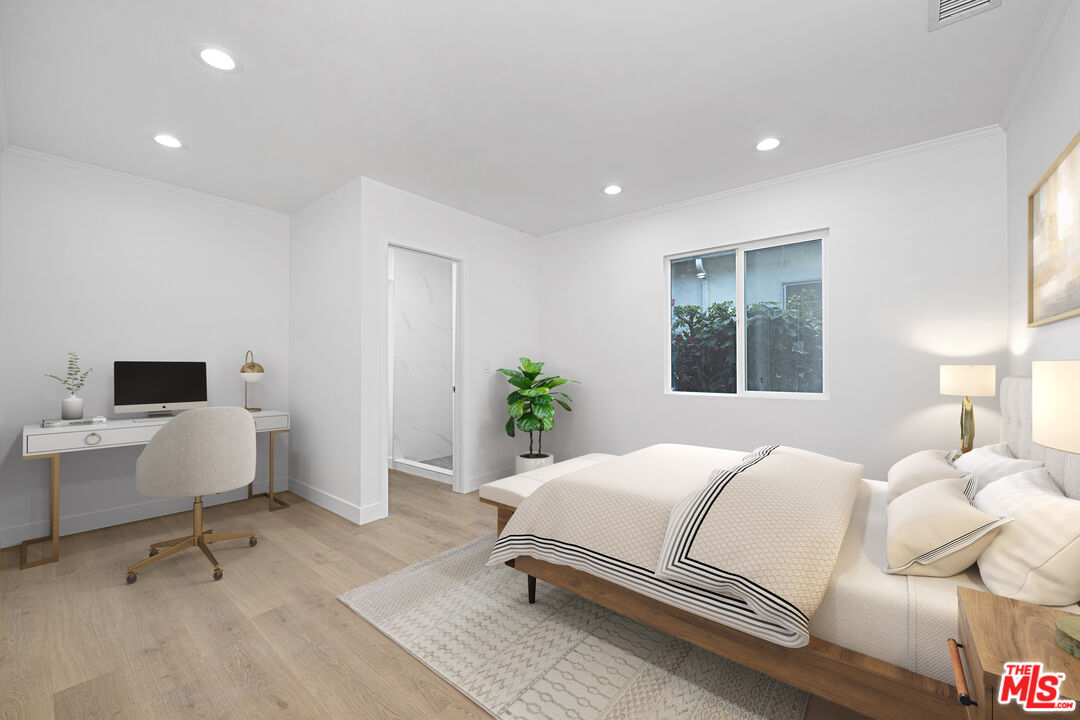 1805 Nichols Canyon Rd