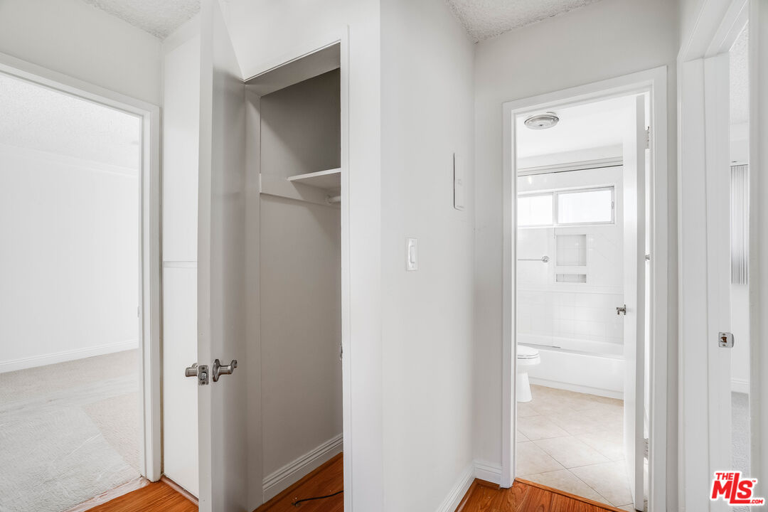 7548 Hampton Ave Unit: 304