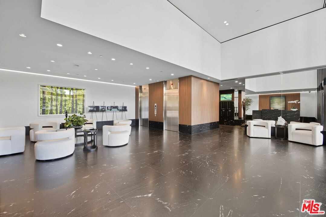 10350 Wilshire Blvd Unit: 1203