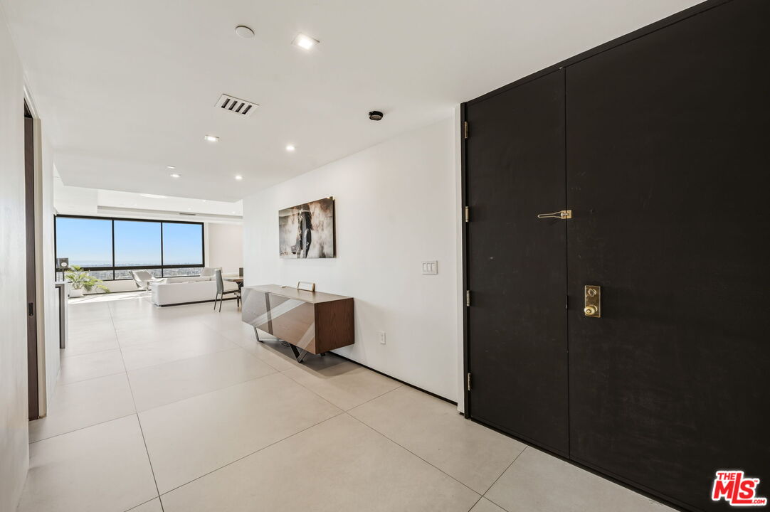 10350 Wilshire Blvd Unit: 1203