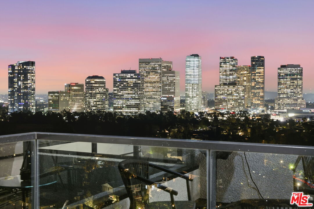 10350 Wilshire Blvd Unit: 1203