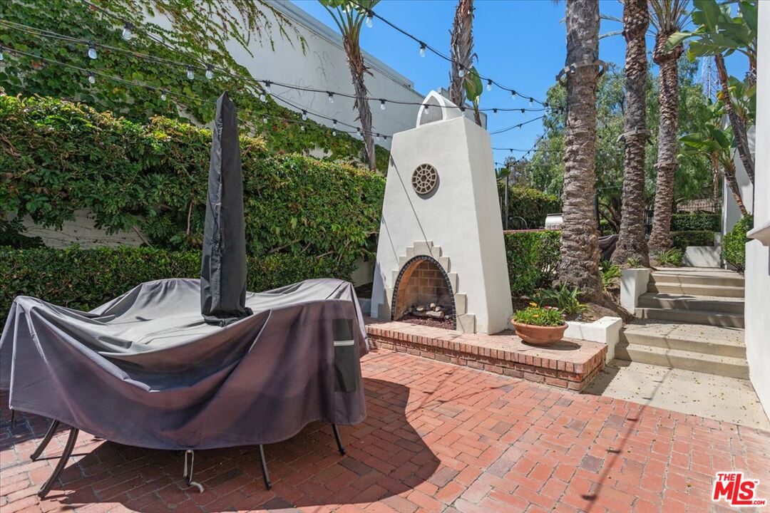 1749 Grand Ave Unit: 6