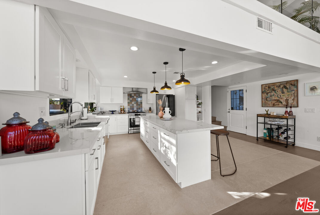 14550 Round Valley Dr