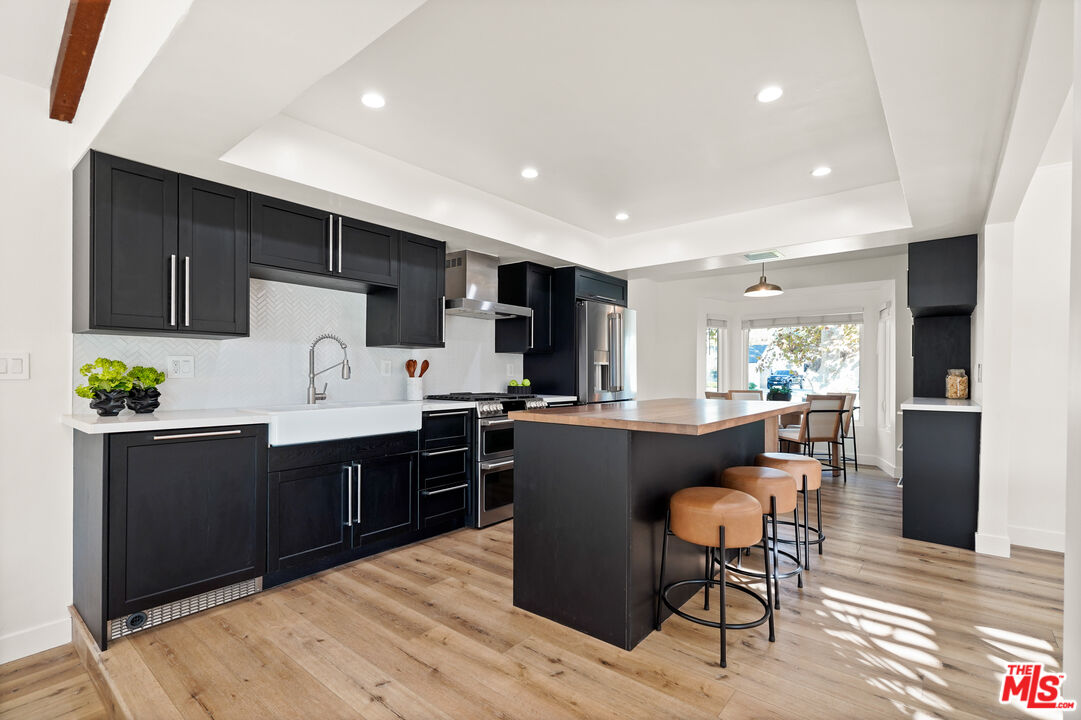 11001 Garden Grove Ave