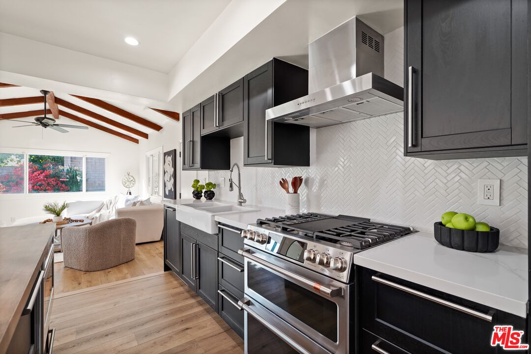 11001 Garden Grove Ave