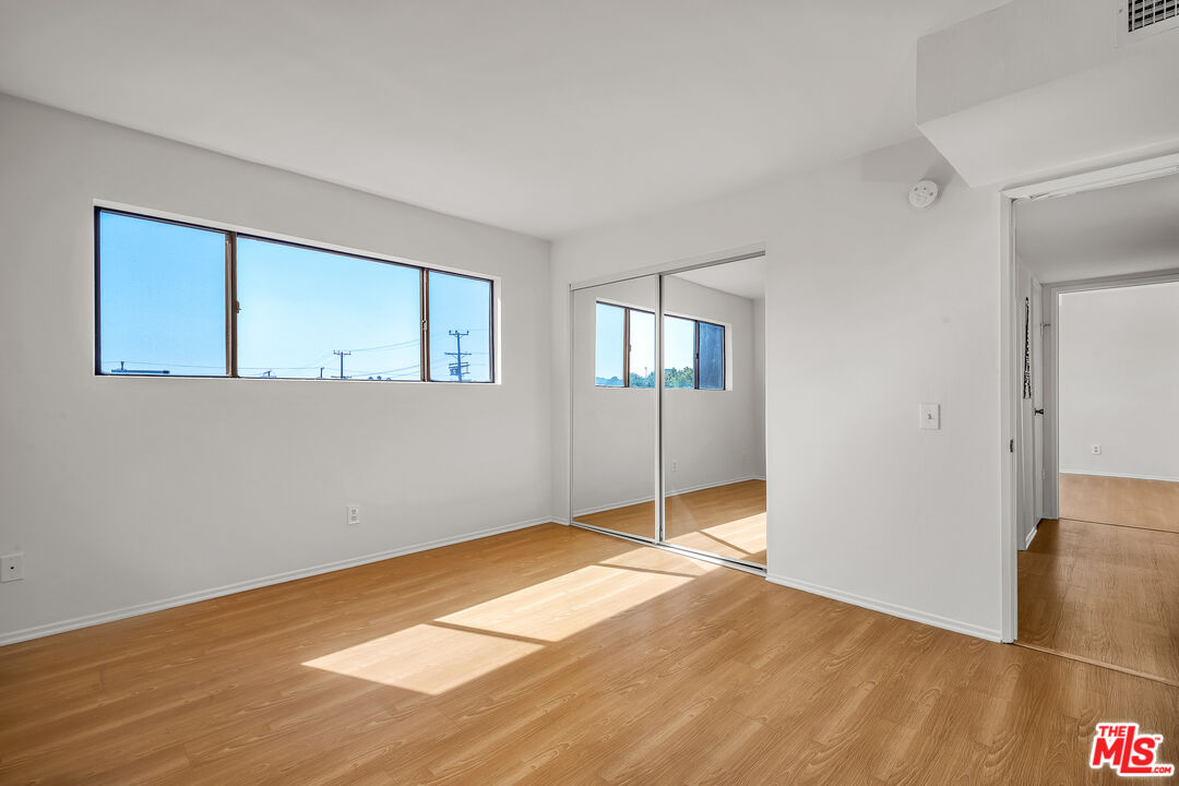 14804 Magnolia Blvd Unit: 12