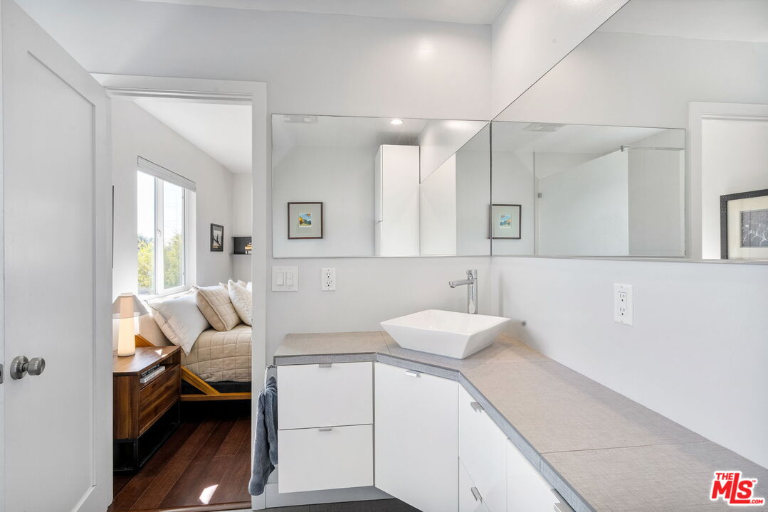 4140 Baldwin Ave Unit: C