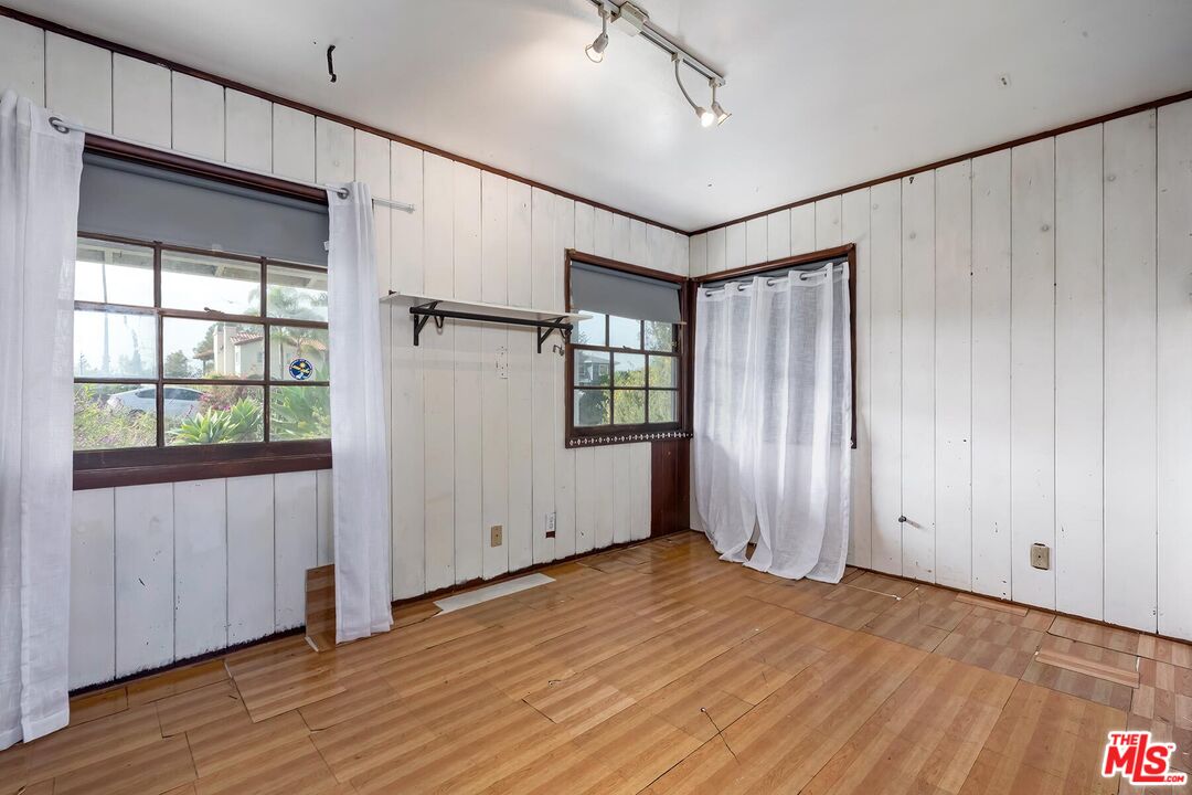 3470 Grand View Blvd