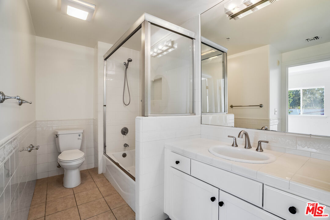 3328 Oakhurst Ave Unit: 103