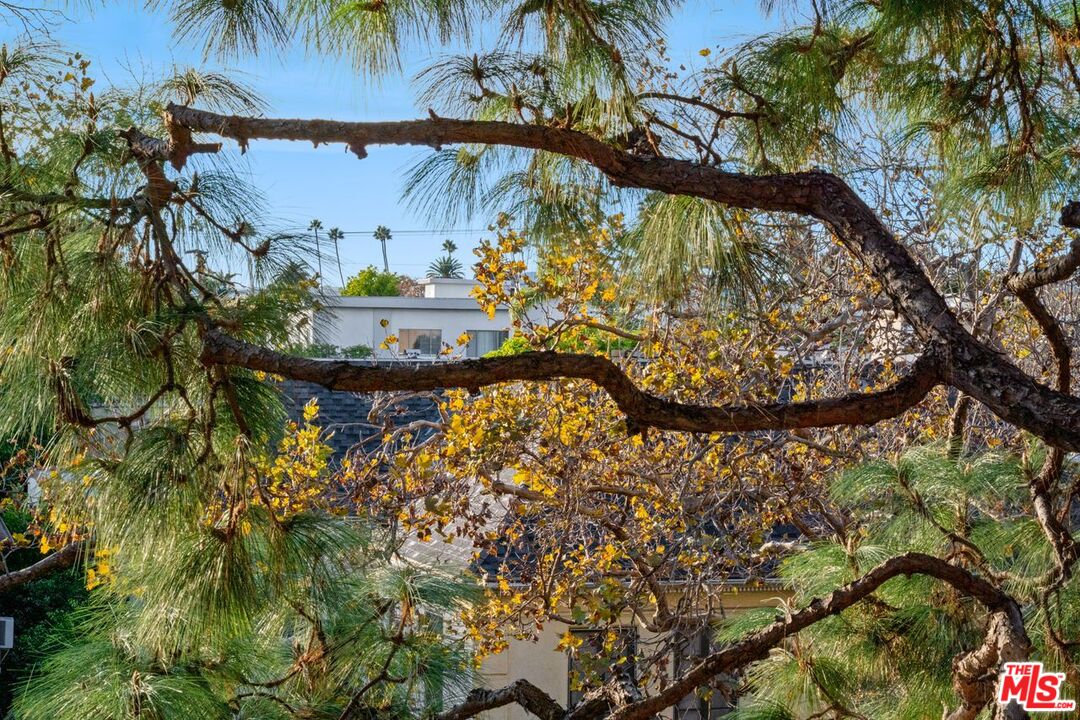 200 N Swall Dr Unit: 551