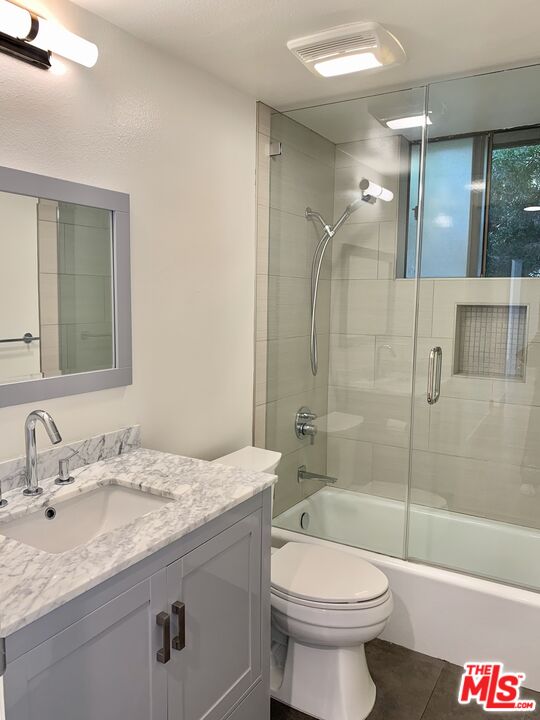 12412 Texas Ave Unit: 302