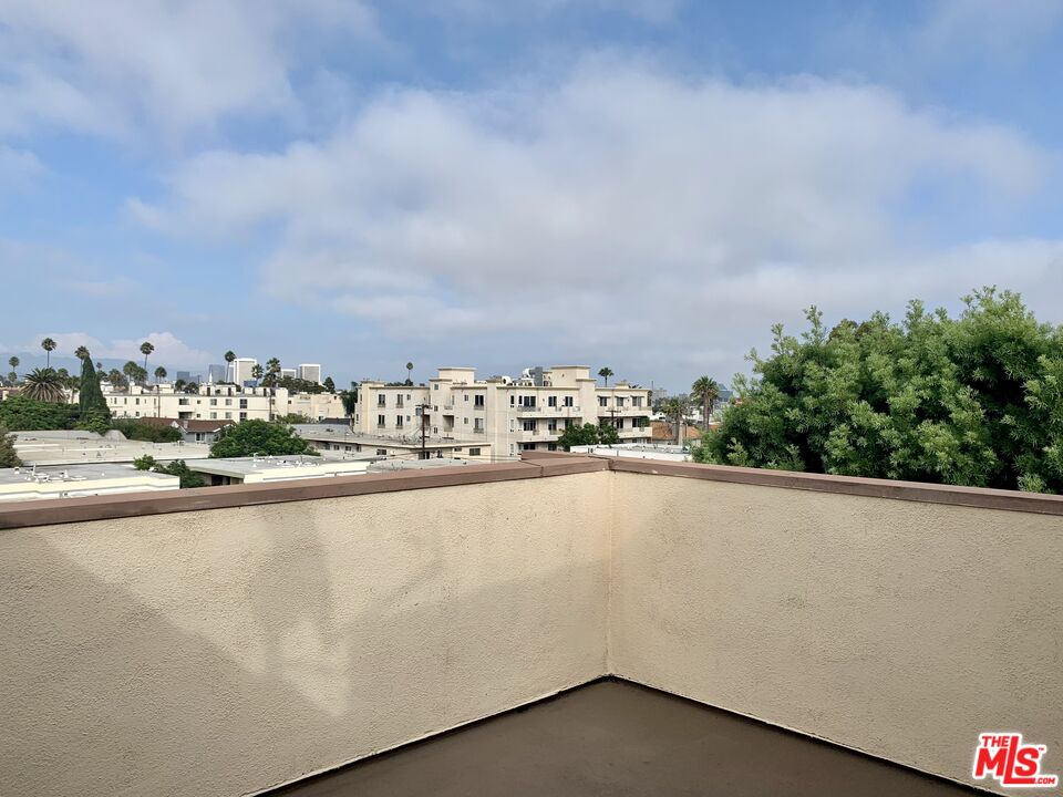 12412 Texas Ave Unit: 302