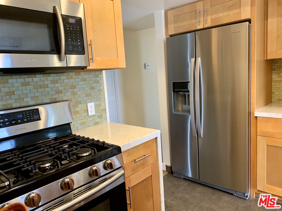 12412 Texas Ave Unit: 302