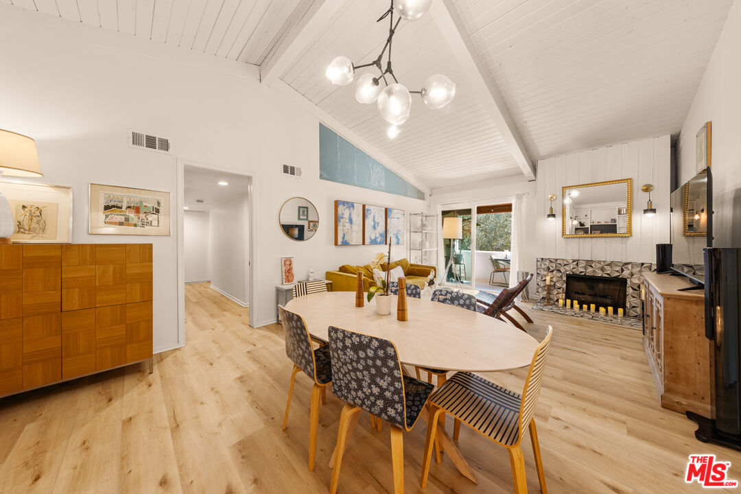 6425 Green Valley Cir Unit: 302