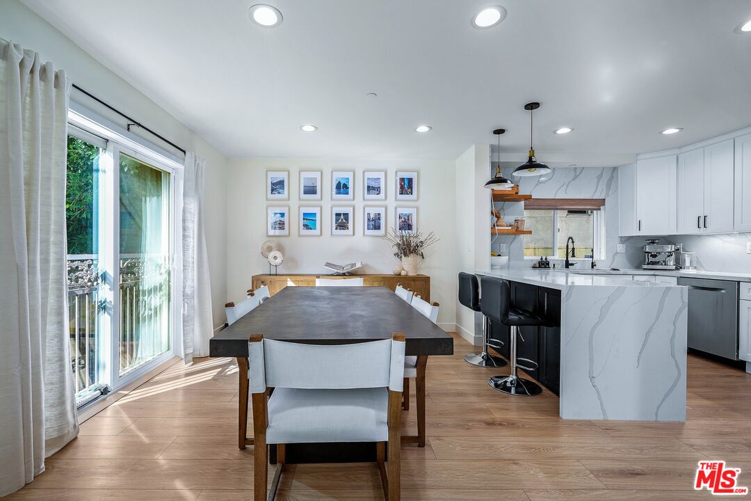 123 S Clark Dr Unit: 104