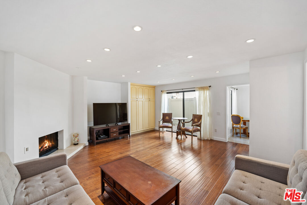 4315 Freedom Dr Unit: 7