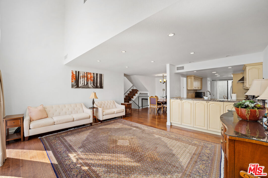 4315 Freedom Dr Unit: 7