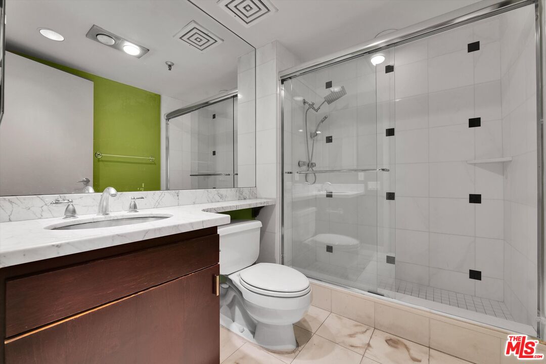 10445 Wilshire Blvd Unit: 904