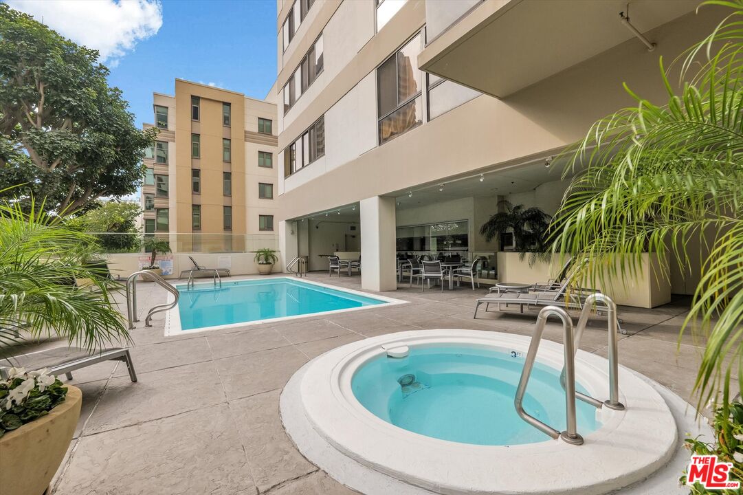 10445 Wilshire Blvd Unit: 904