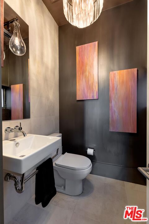 1137 Hacienda Pl Unit: 104