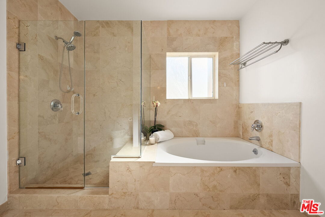 11916 Gorham Ave Unit: 302