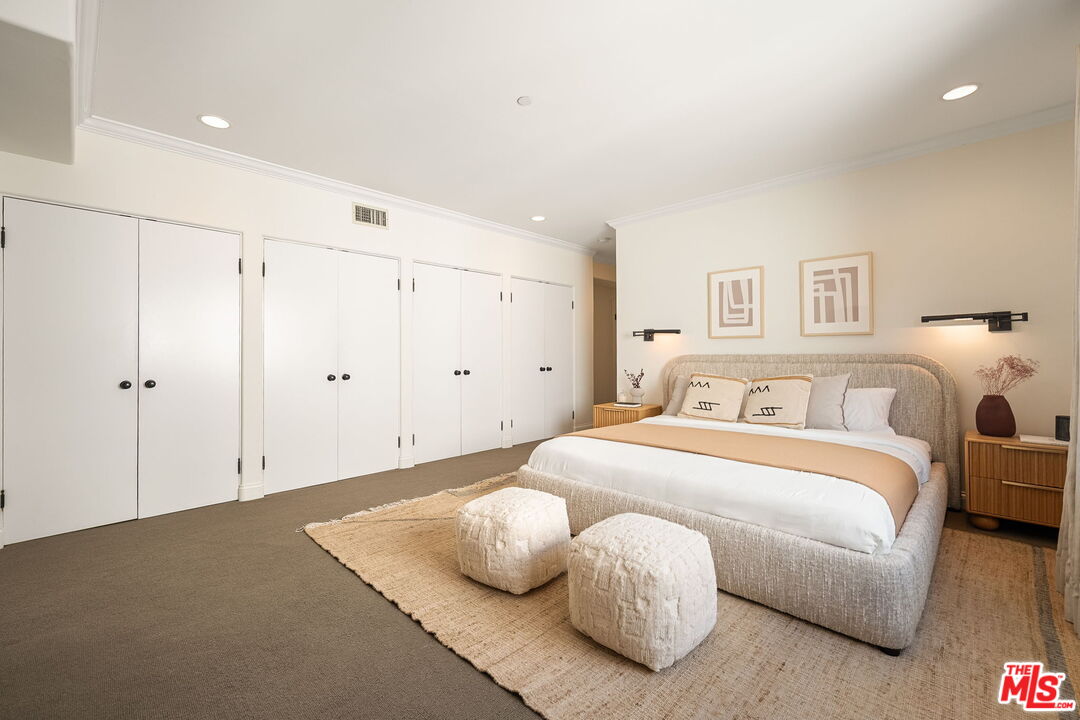 11916 Gorham Ave Unit: 302