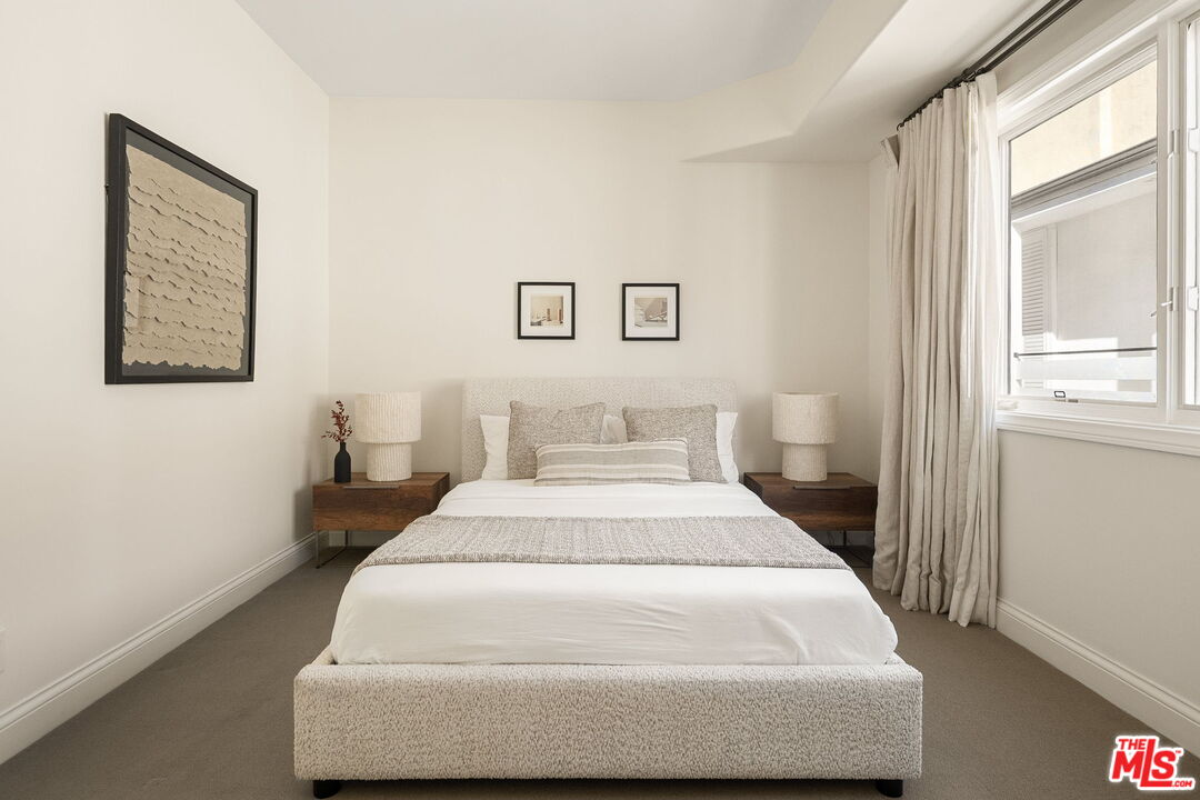 11916 Gorham Ave Unit: 302