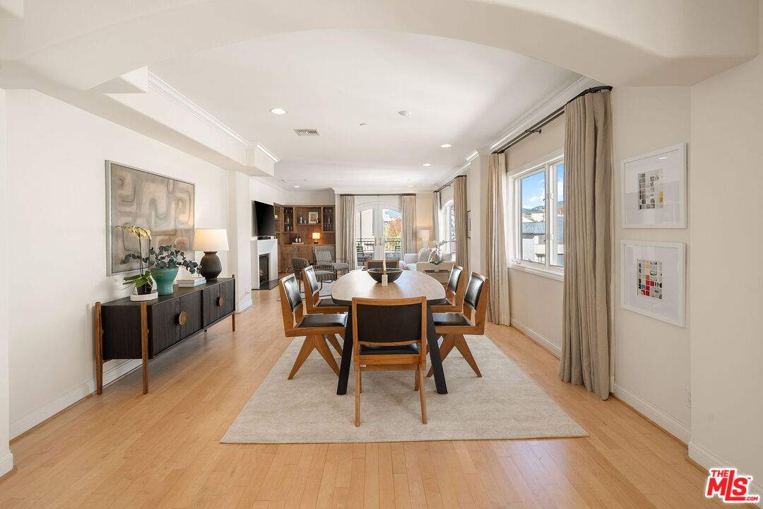 11916 Gorham Ave Unit: 302