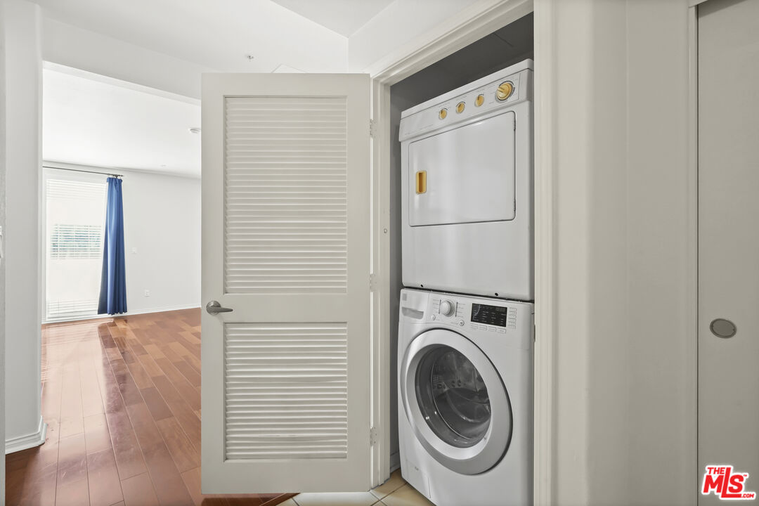 360 W Avenue 26 Unit: 318