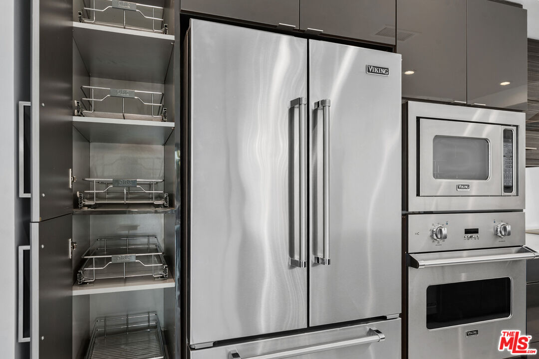 10660 Wilshire Blvd Unit: 804