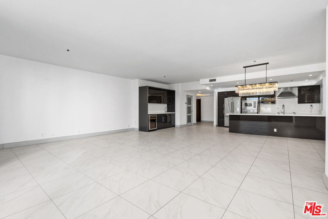 10660 Wilshire Blvd Unit: 804