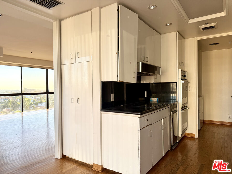 10750 Wilshire Blvd Unit: 505