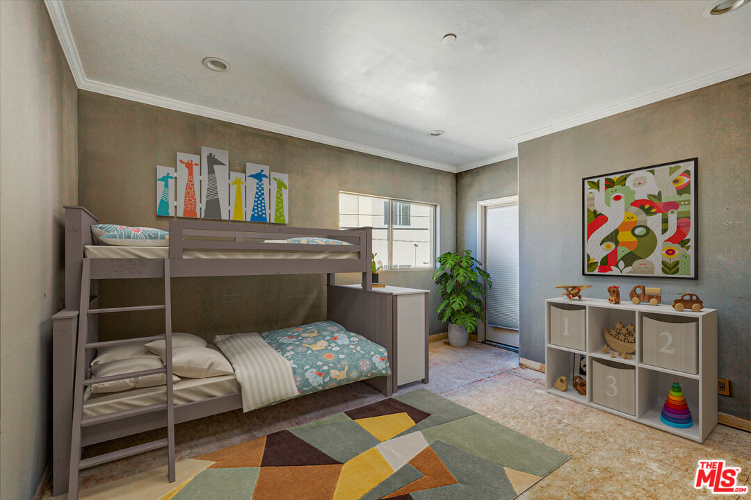 621 E Olive Ave Unit: 106