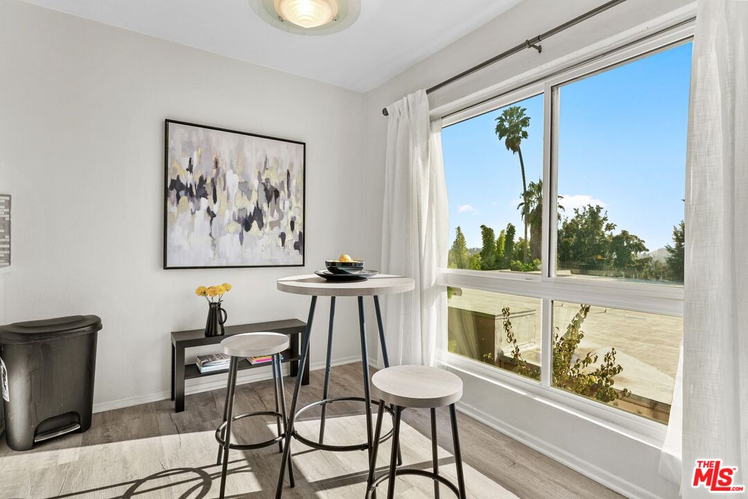 970 Palm Ave Unit: 215