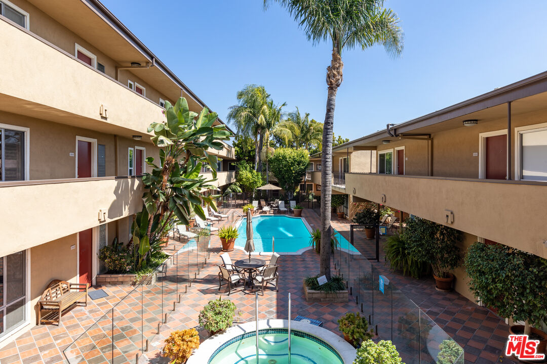 970 Palm Ave Unit: 215