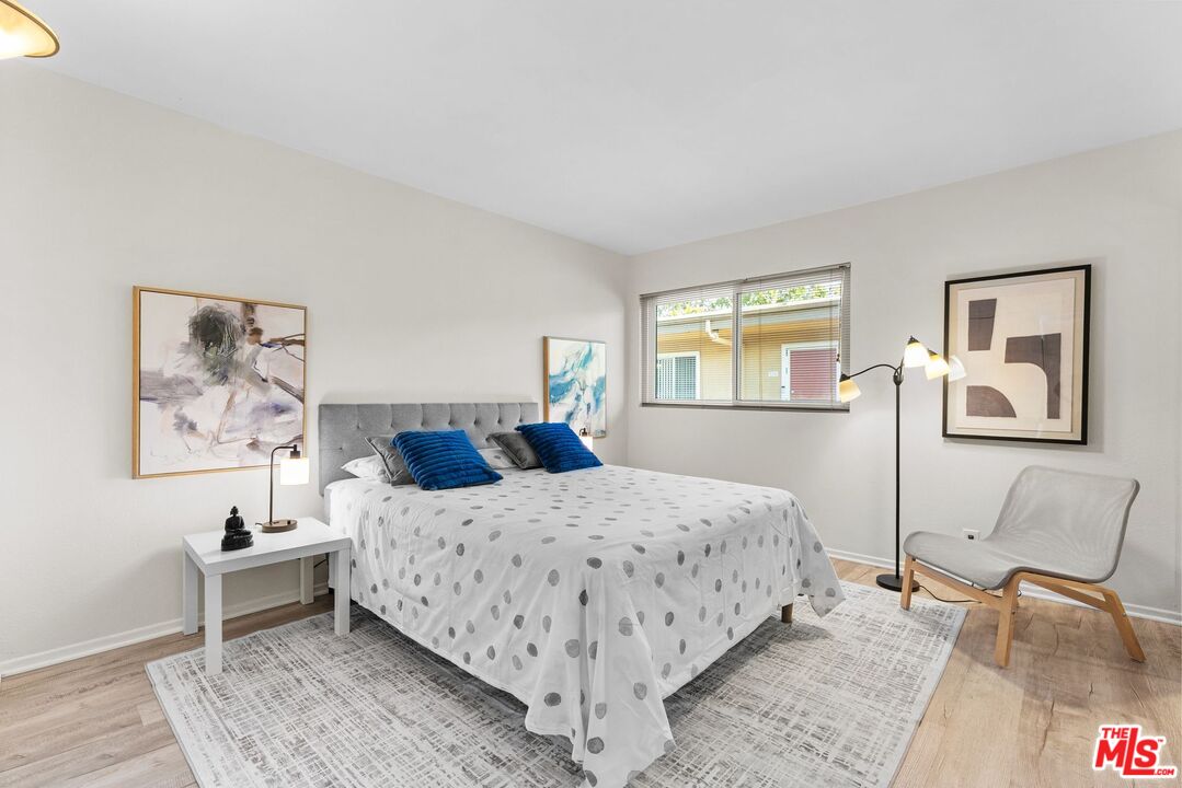 970 Palm Ave Unit: 215