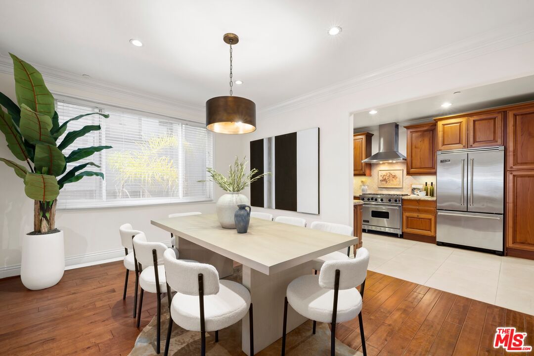 11749 Goshen Ave Unit: 301